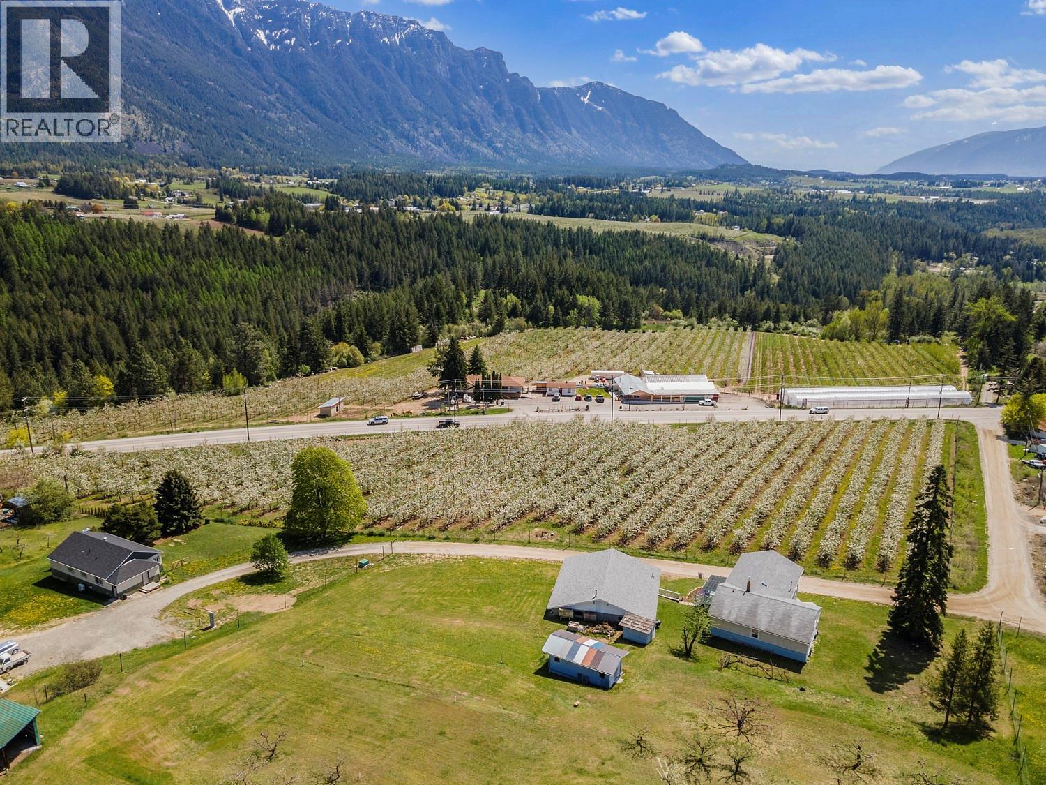 3851 3 Highway, Erickson, British Columbia V0B 1G0 - Photo 26 - 10372935