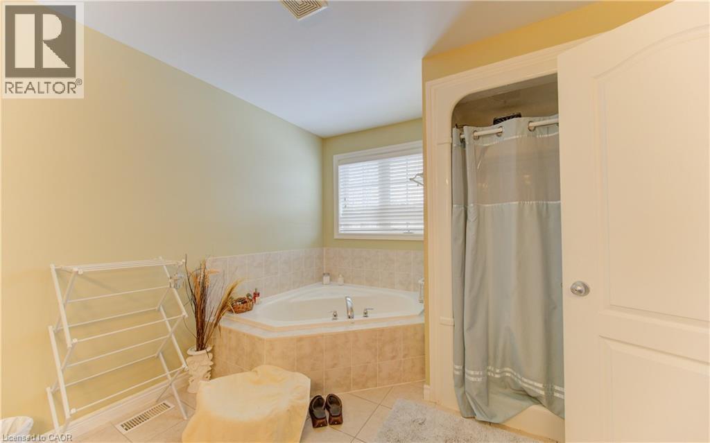 78 Stuckey Avenue, Baden, Ontario  N3A 4R5 - Photo 32 - 40793523