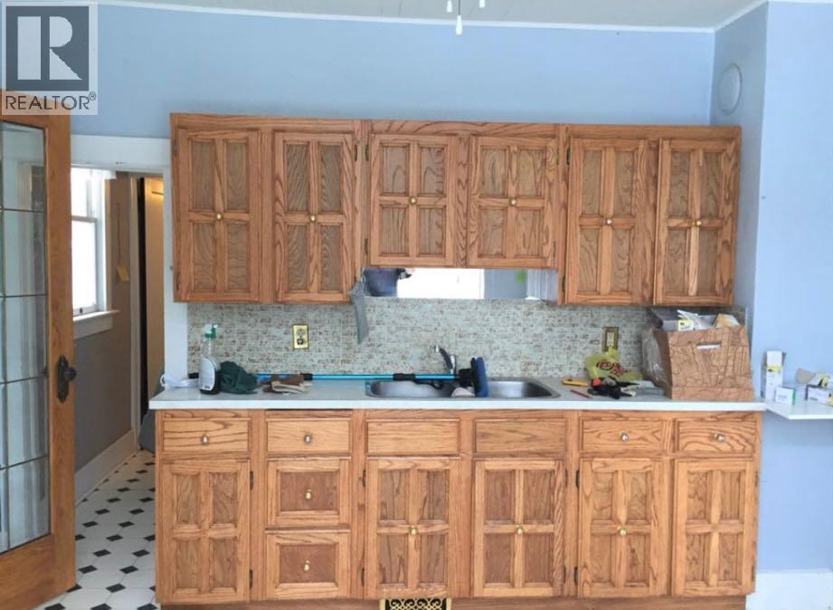 207 Vrolson Road, Bawlf, Alberta  T0B 0J0 - Photo 11 - A2267494