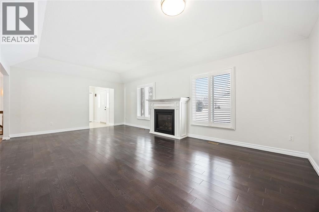 5386 Mandaumin Road, Plympton-Wyoming, Ontario  N7T 7H3 - Photo 7 - 26001403