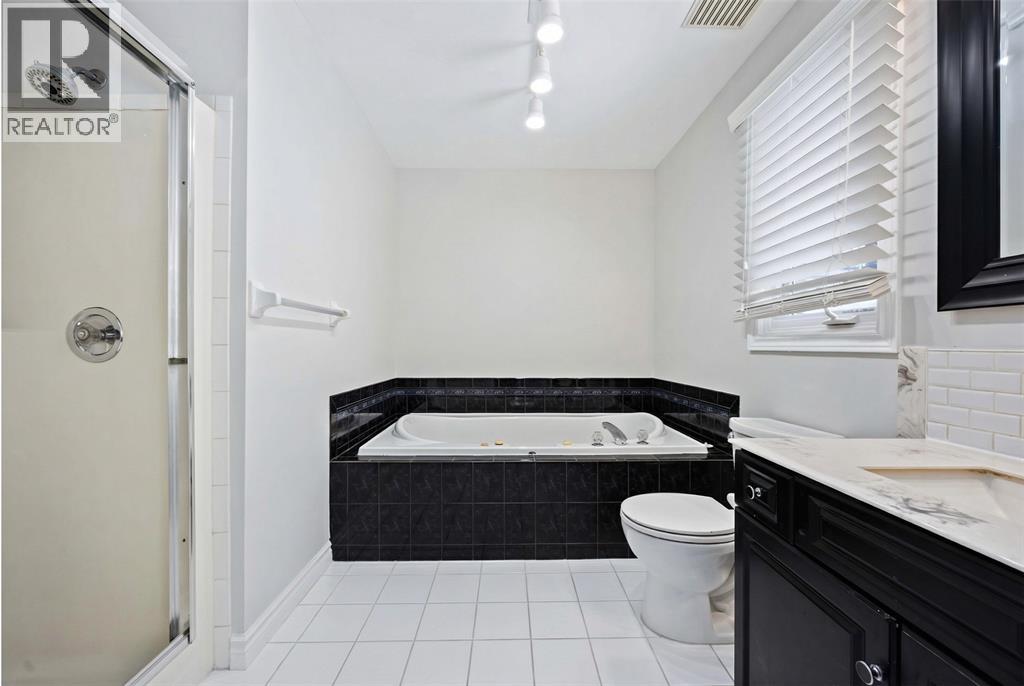 5386 Mandaumin Road, Plympton-Wyoming, Ontario  N7T 7H3 - Photo 23 - 26001403