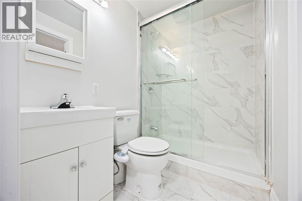 5386 Mandaumin Road, Plympton-Wyoming, Ontario  N7T 7H3 - Photo 32 - 26001403