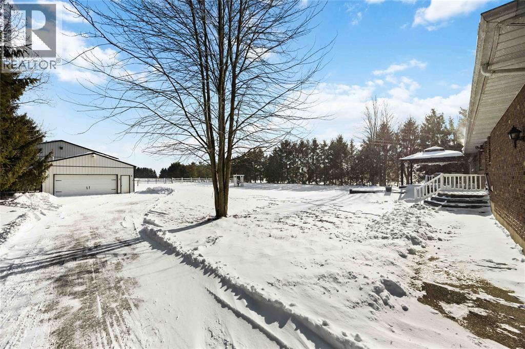 5386 Mandaumin Road, Plympton-Wyoming, Ontario  N7T 7H3 - Photo 38 - 26001403