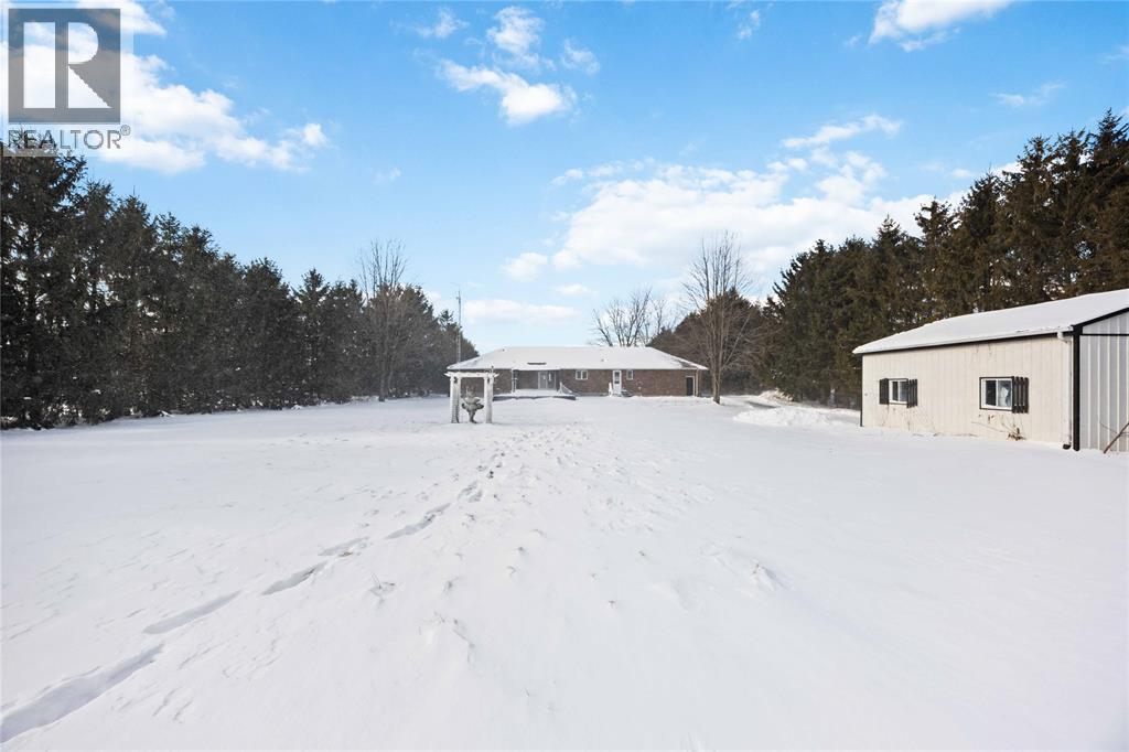 5386 Mandaumin Road, Plympton-Wyoming, Ontario  N7T 7H3 - Photo 39 - 26001403