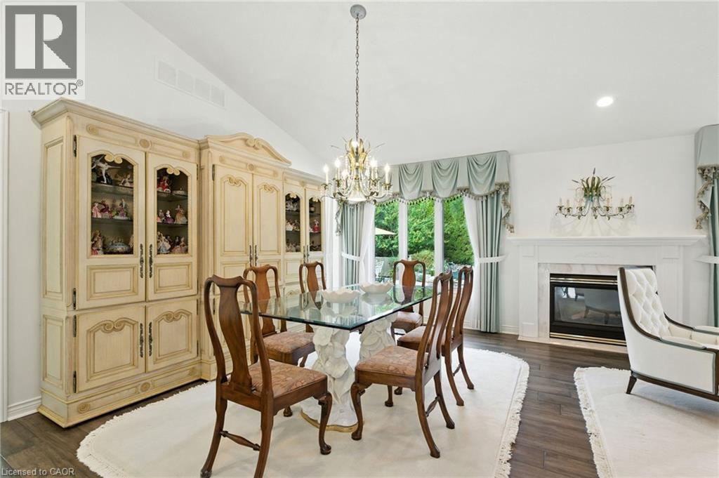 1104 Crofton Way, Burlington, Ontario  L7P 4W8 - Photo 12 - 40796140