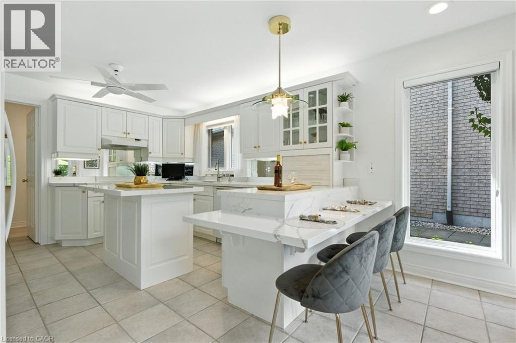 1104 Crofton Way, Burlington, Ontario  L7P 4W8 - Photo 14 - 40796140