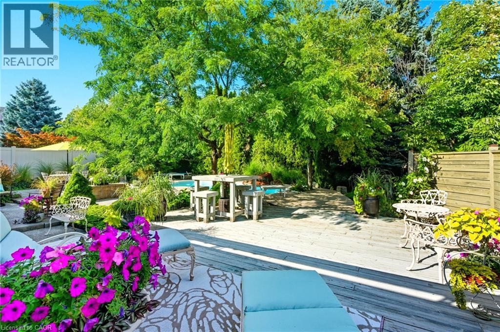 1104 Crofton Way, Burlington, Ontario  L7P 4W8 - Photo 38 - 40796140