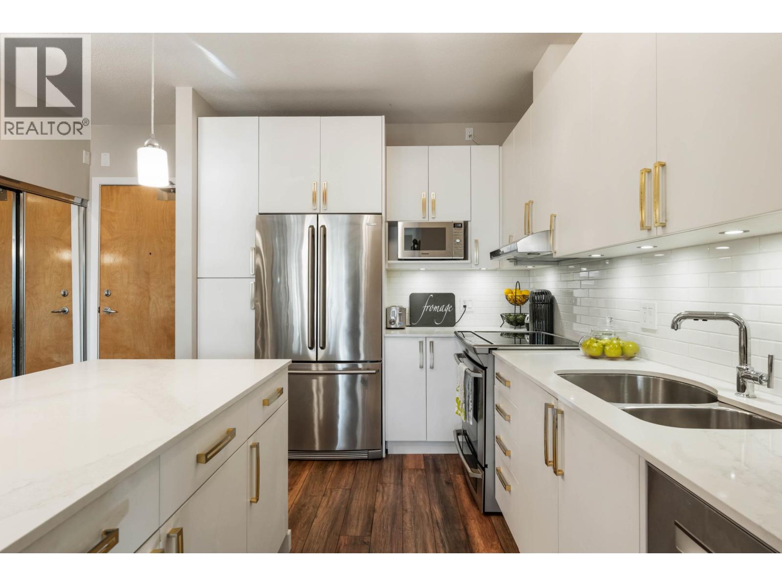 209 560 Ravenwoods Drive, North Vancouver, British Columbia  V7G 2T3 - Photo 6 - R3083566