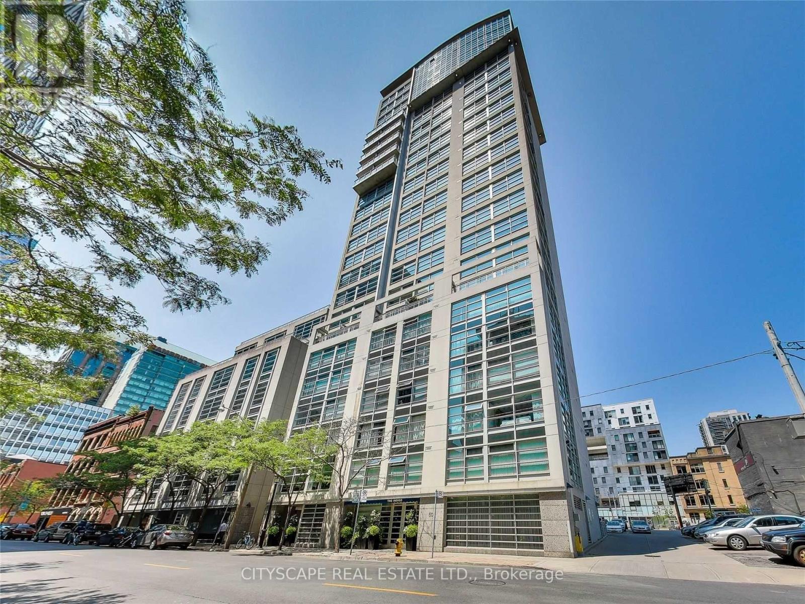 2005 - 50 LOMBARD STREET, Toronto, Ontario