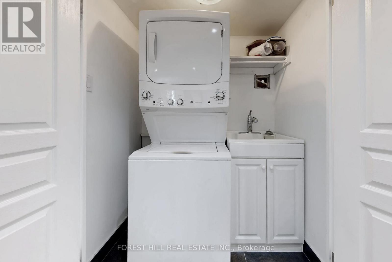 710 - 110 Bloor Street W, Toronto, Ontario  M5S 2W7 - Photo 24 - C12732190