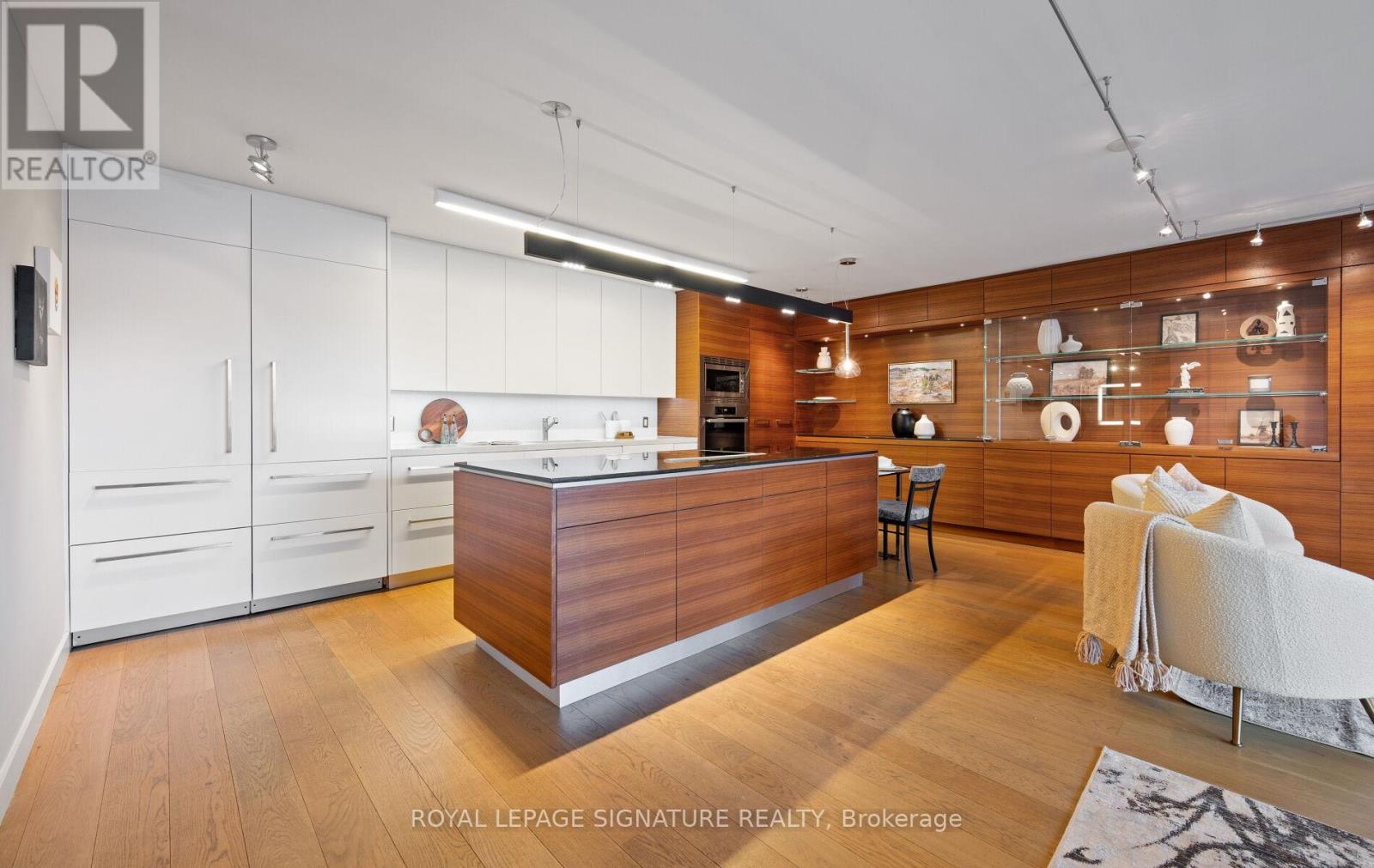 409 - 260 Heath Street W, Toronto, Ontario  M5P 3L6 - Photo 6 - C12732224