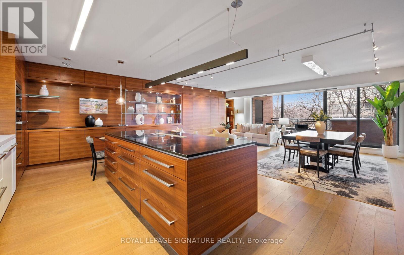 409 - 260 Heath Street W, Toronto, Ontario  M5P 3L6 - Photo 8 - C12732224