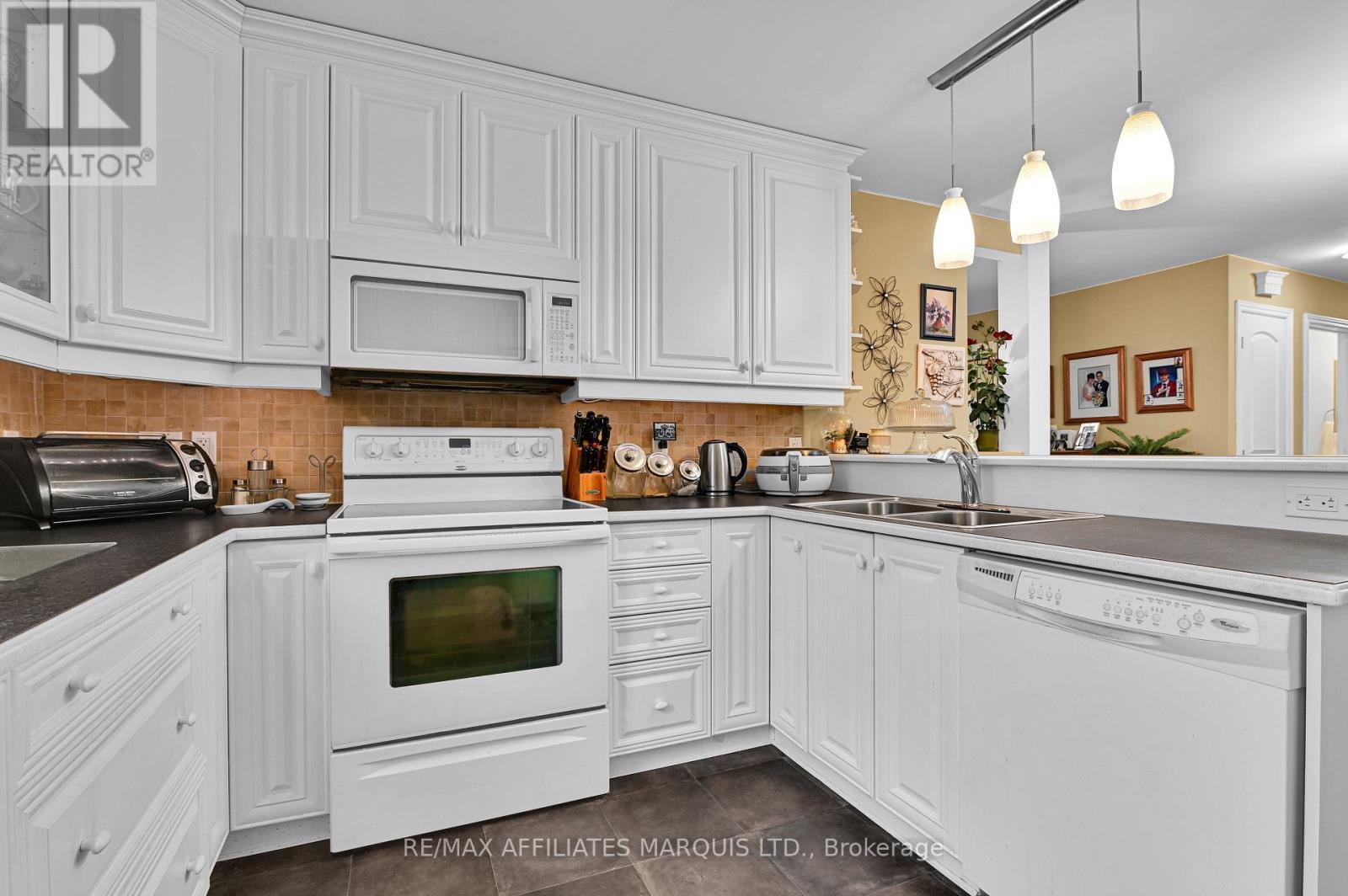 3502 Bruce Street, South Stormont, Ontario K6K 1N3 - Photo 10 - X12732346