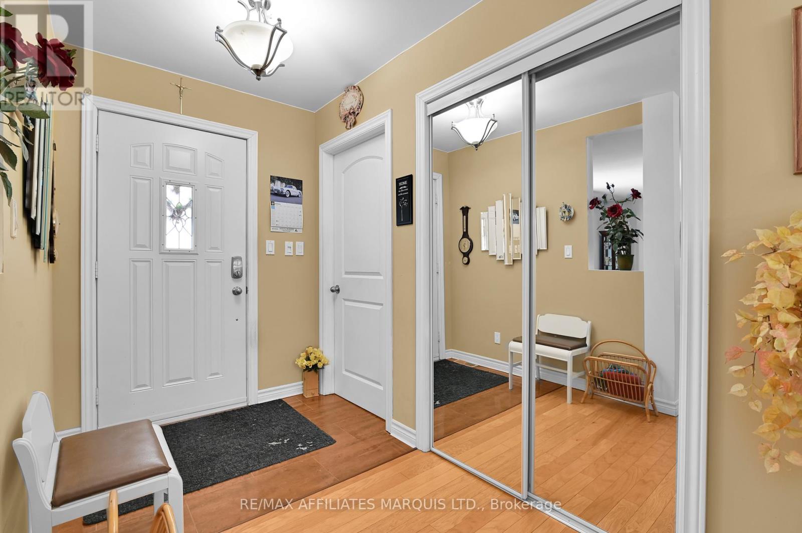 3502 Bruce Street, South Stormont, Ontario K6K 1N3 - Photo 2 - X12732346