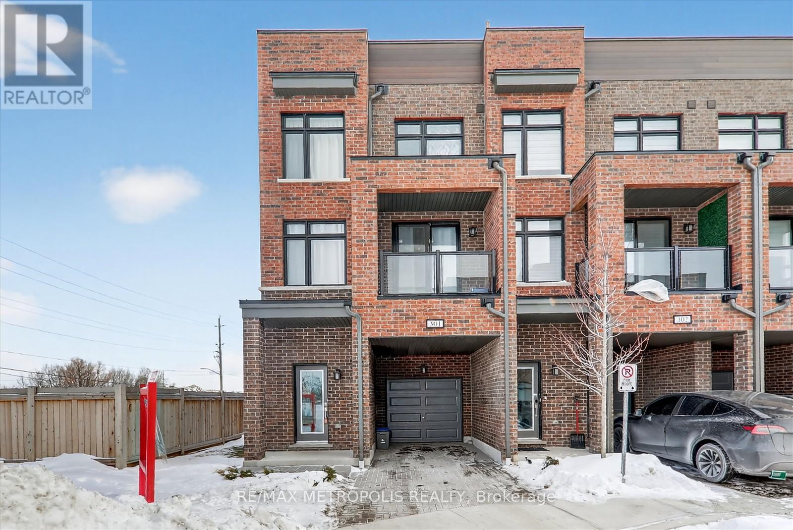 301 - 1865 PICKERING PARKWAY, Pickering, Ontario