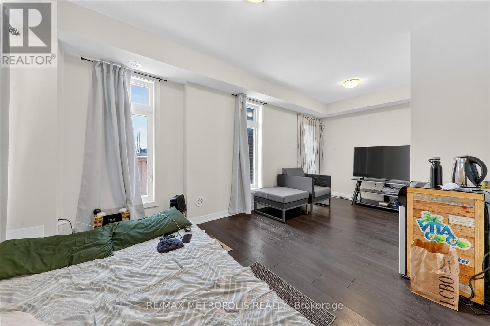 301 - 1865 Pickering Parkway, Pickering, Ontario  L1V 0H2 - Photo 6 - E12732314