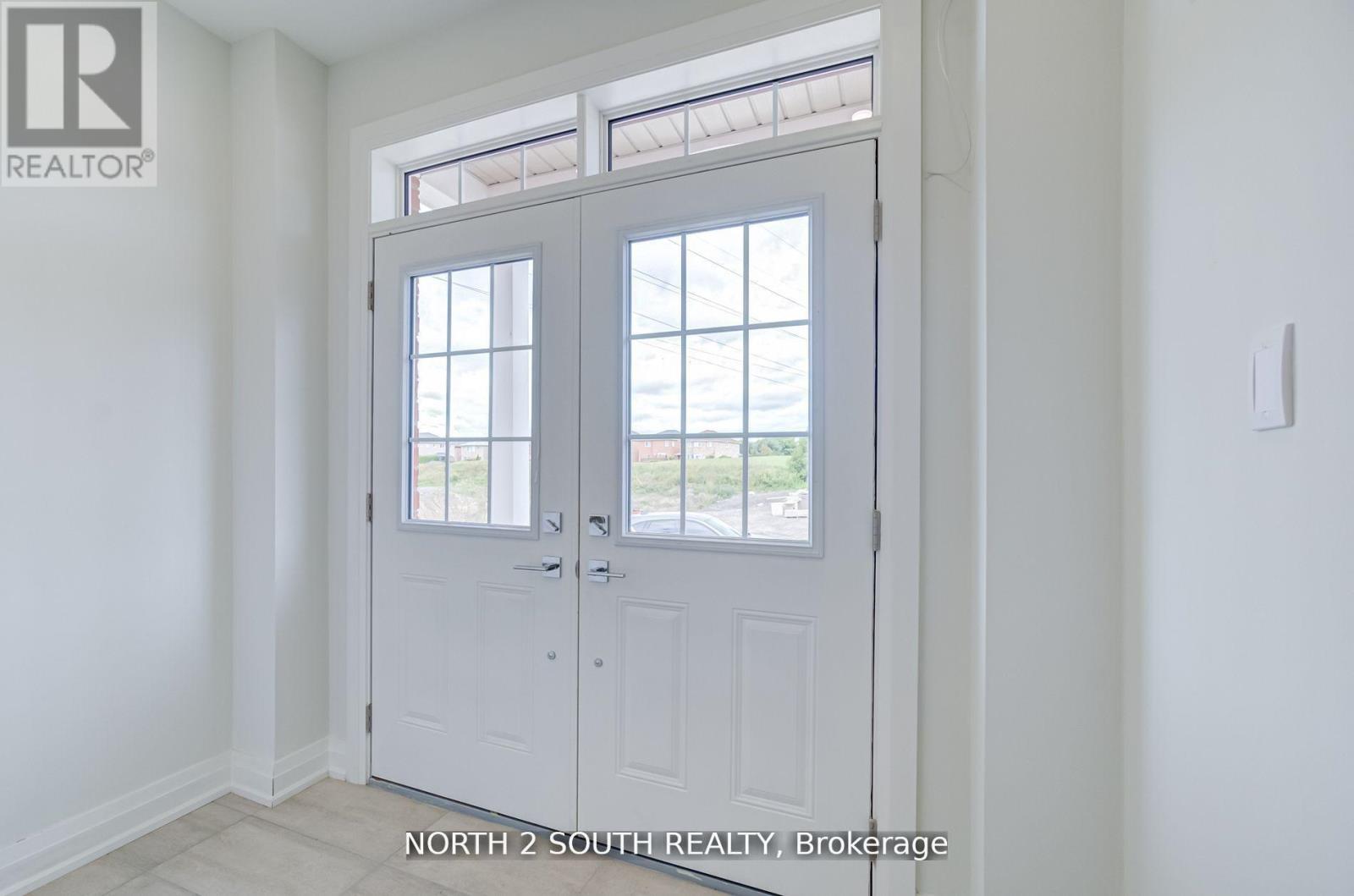 34 Virro Court, Vaughan, Ontario  L4H 5G5 - Photo 3 - N12732204