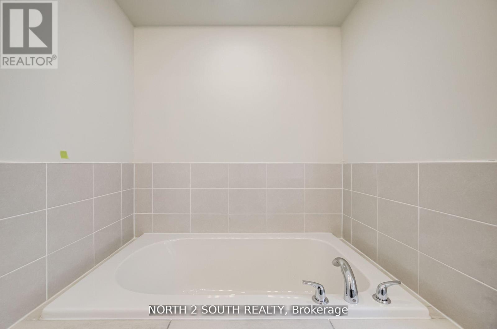 34 Virro Court, Vaughan, Ontario  L4H 5G5 - Photo 33 - N12732204