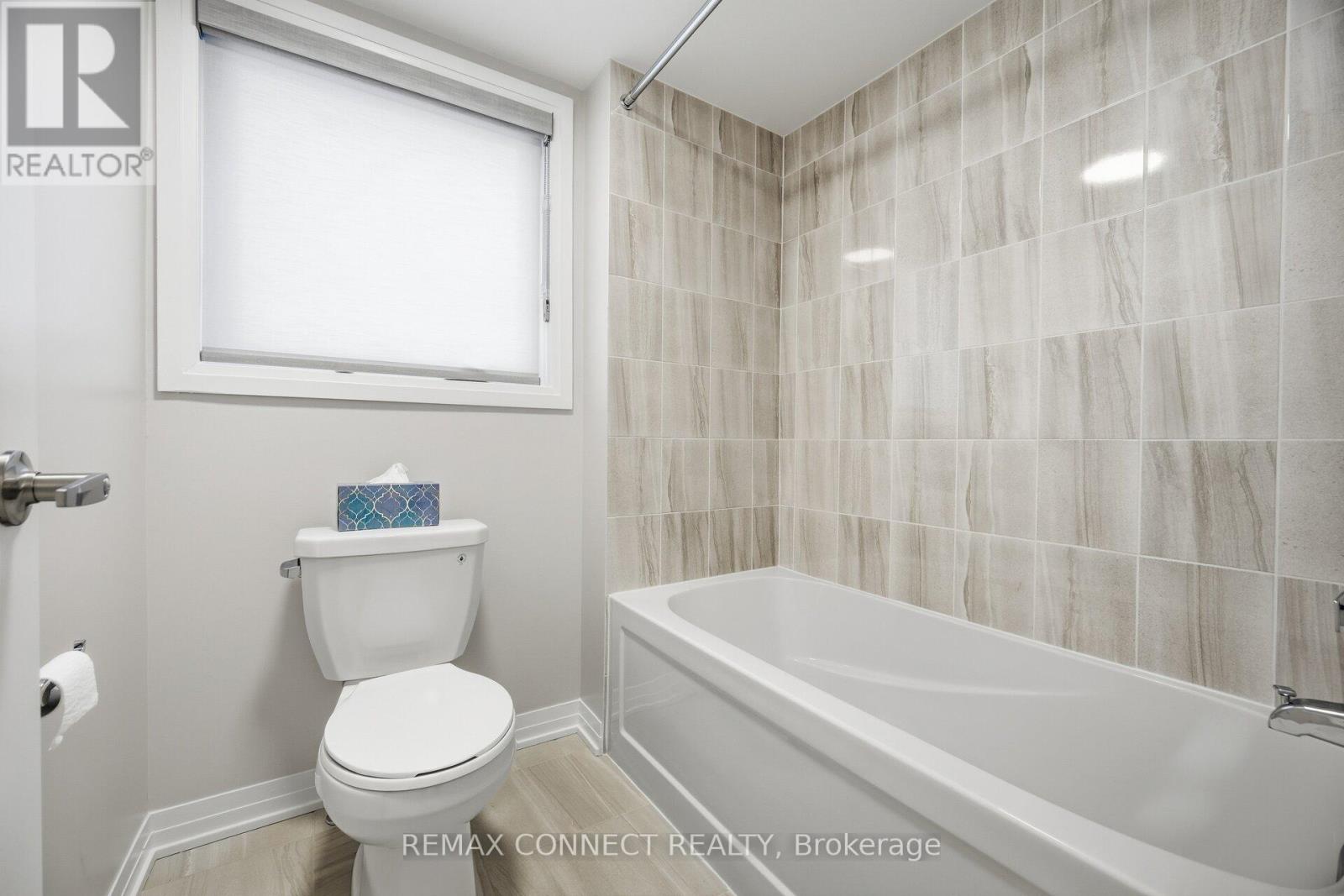 8 - 60 Baynes Way, Bradford West Gwillimbury, Ontario  L3Z 4M3 - Photo 15 - N12732264