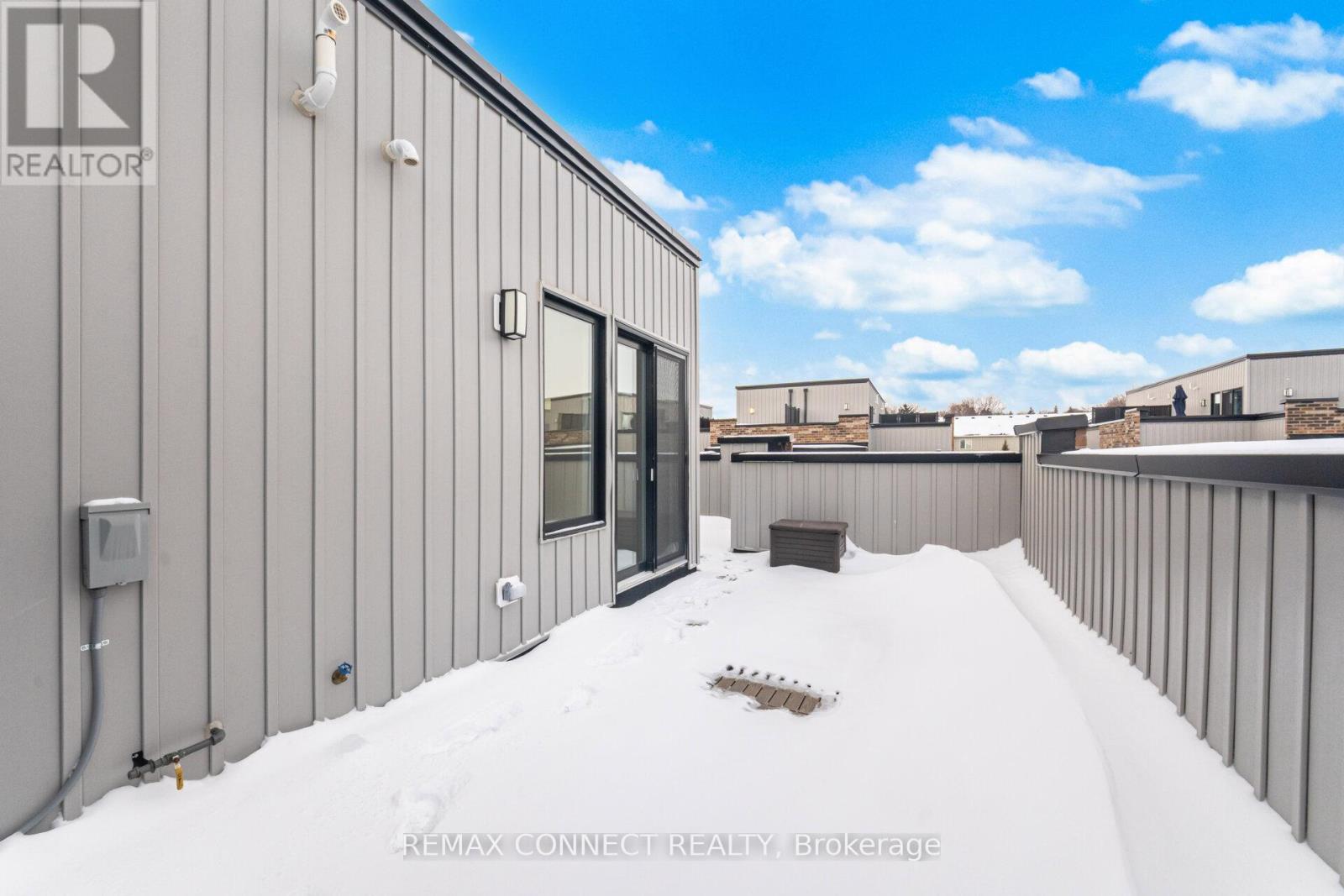 8 - 60 Baynes Way, Bradford West Gwillimbury, Ontario  L3Z 4M3 - Photo 28 - N12732264