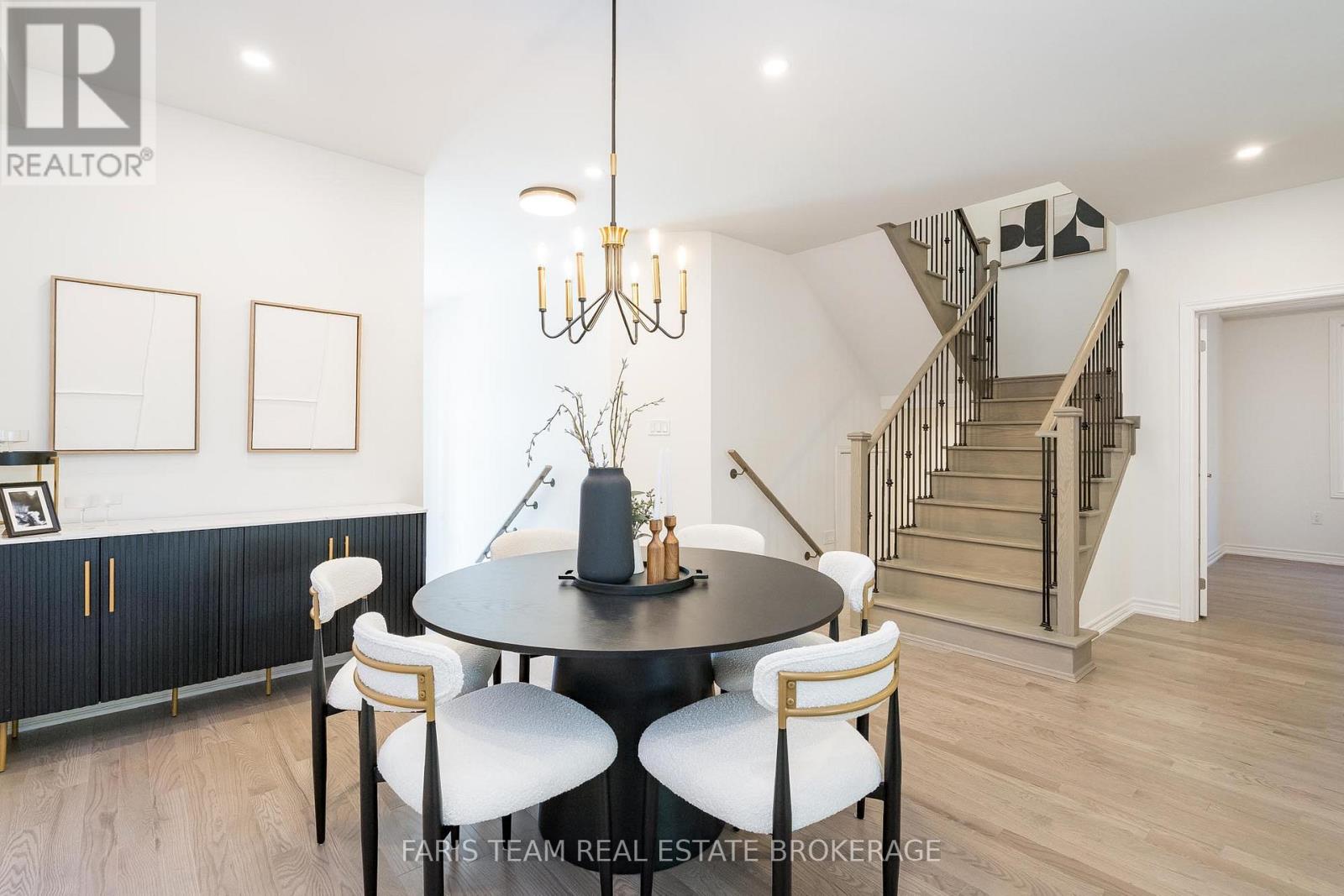 89 Berkely Street, Wasaga Beach, Ontario  L9Z 2N5 - Photo 19 - S12732348