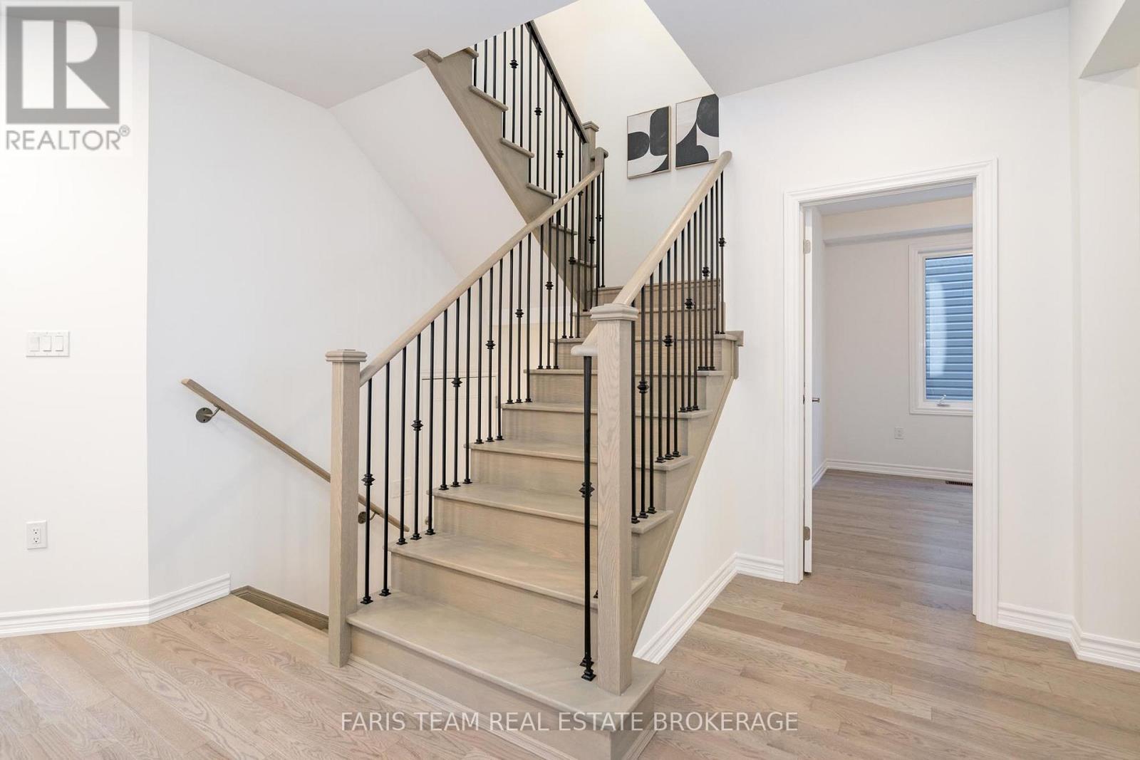 89 Berkely Street, Wasaga Beach, Ontario  L9Z 2N5 - Photo 28 - S12732348