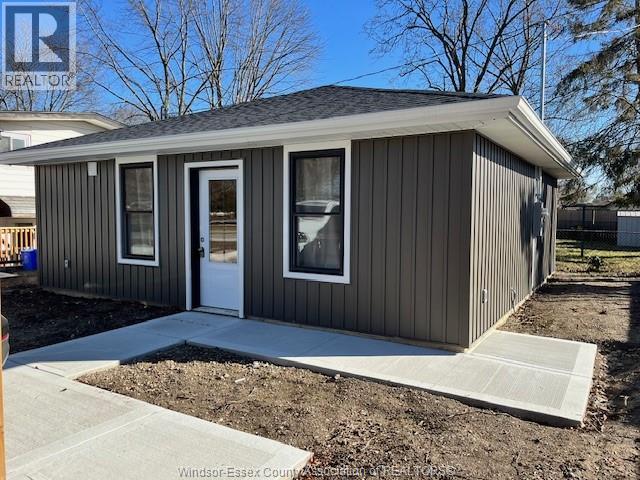 MLS# 26002023: 3401 ROXBOROUGH Unit# REAR, Windsor, Canada