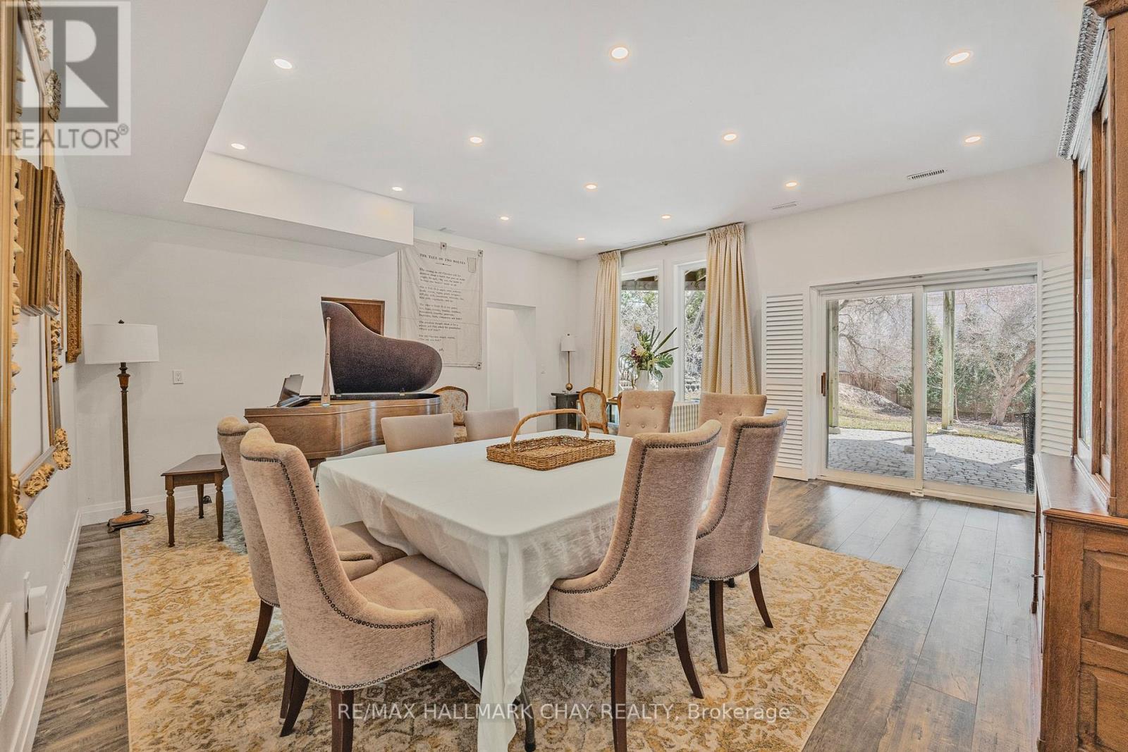 11 Catherine Avenue, Aurora, Ontario  L4G 1K4 - Photo 35 - N12732114