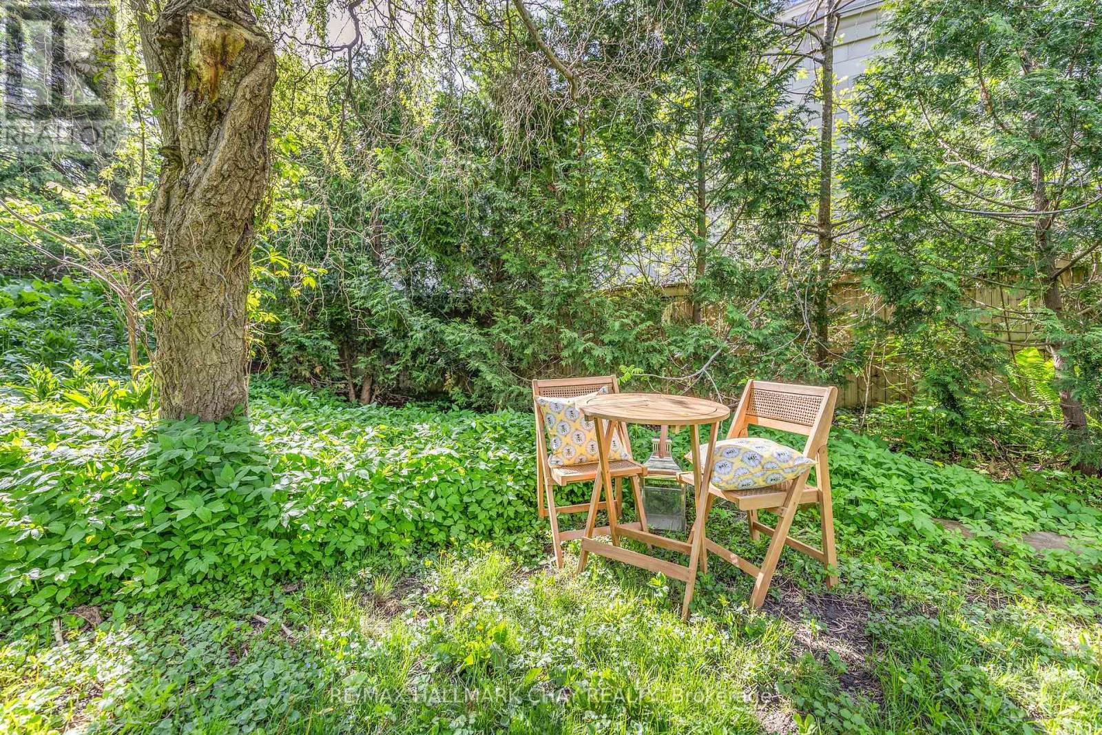 11 Catherine Avenue, Aurora, Ontario  L4G 1K4 - Photo 44 - N12732114