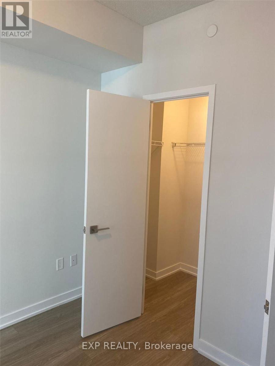 1217 - 4055 Parkside Village Drive, Mississauga, Ontario  L5B 0K2 - Photo 4 - W12677452