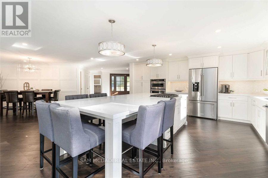 2064 Almira Court, Mississauga, Ontario  L5H 4A5 - Photo 12 - W12732206