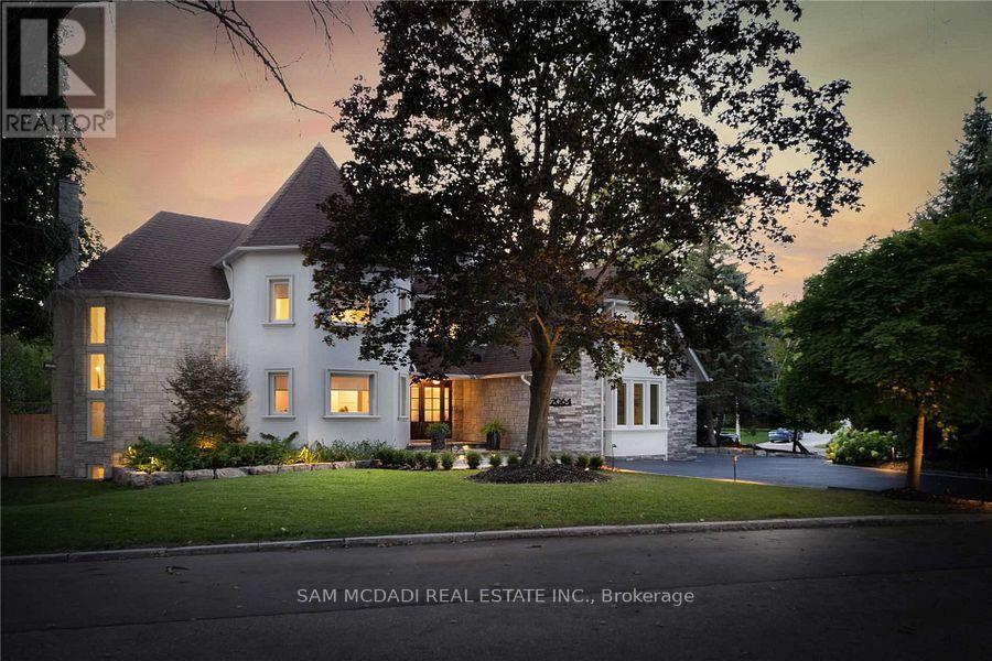 2064 Almira Court, Mississauga, Ontario  L5H 4A5 - Photo 32 - W12732206