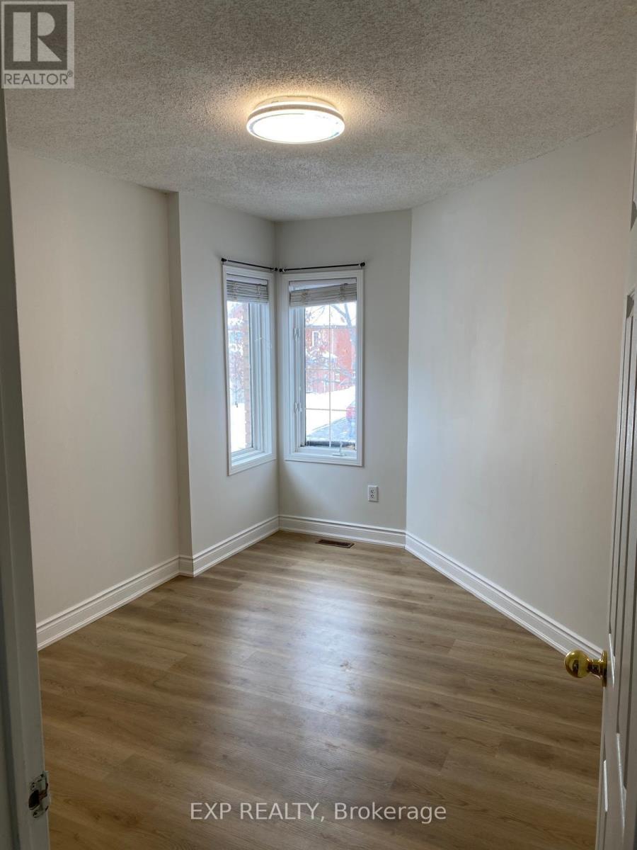 40 Yellow Brick Road, Brampton, Ontario  L6V 4K9 - Photo 3 - W12732226