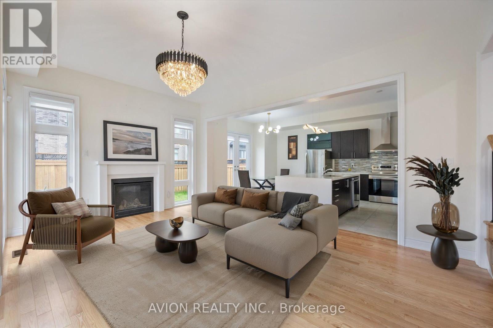 2417 Edward Leaver Trail, Oakville, Ontario  L6M 5L6 - Photo 2 - W12732276