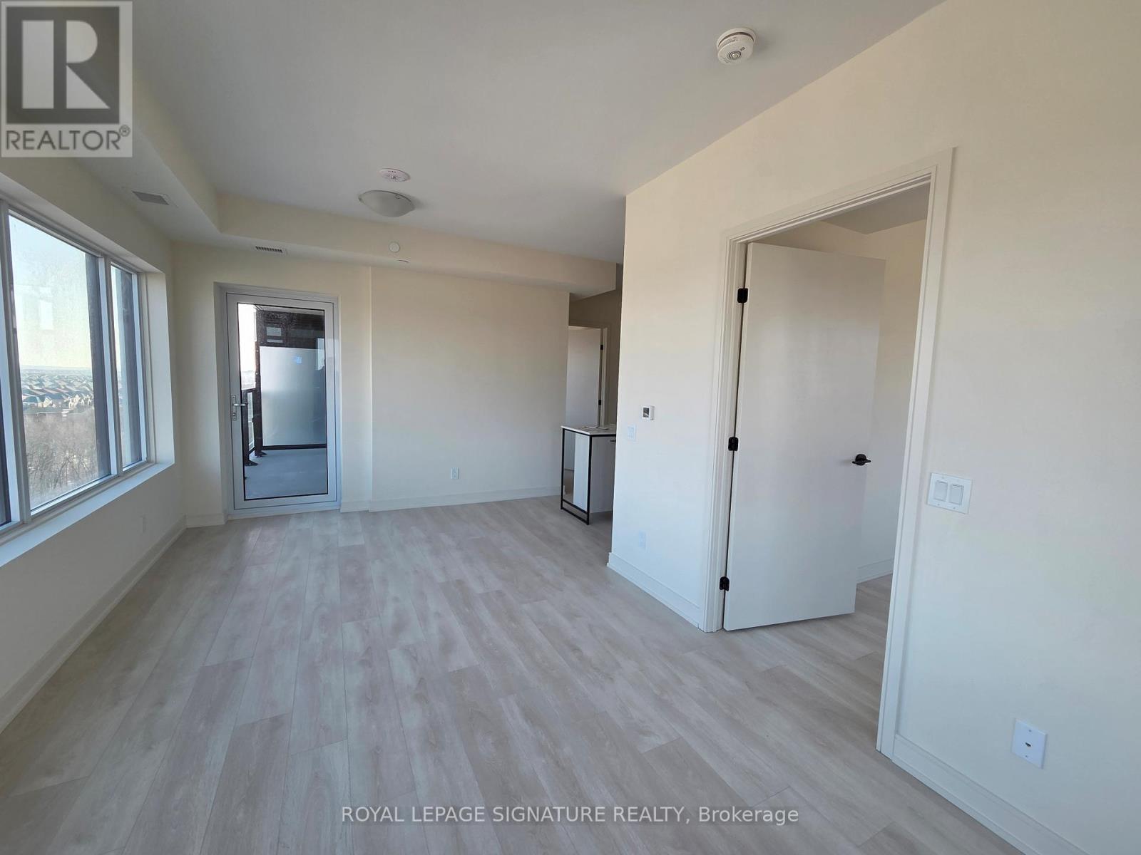 1003b - 8020 Derry Road, Milton, Ontario  L9T 3L3 - Photo 9 - W12732278