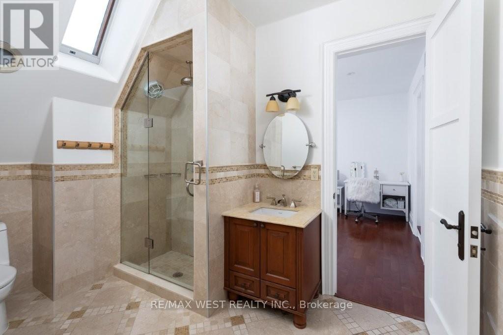 36 Sir Williams Lane, Toronto, Ontario  M9A 1V1 - Photo 28 - W12732292