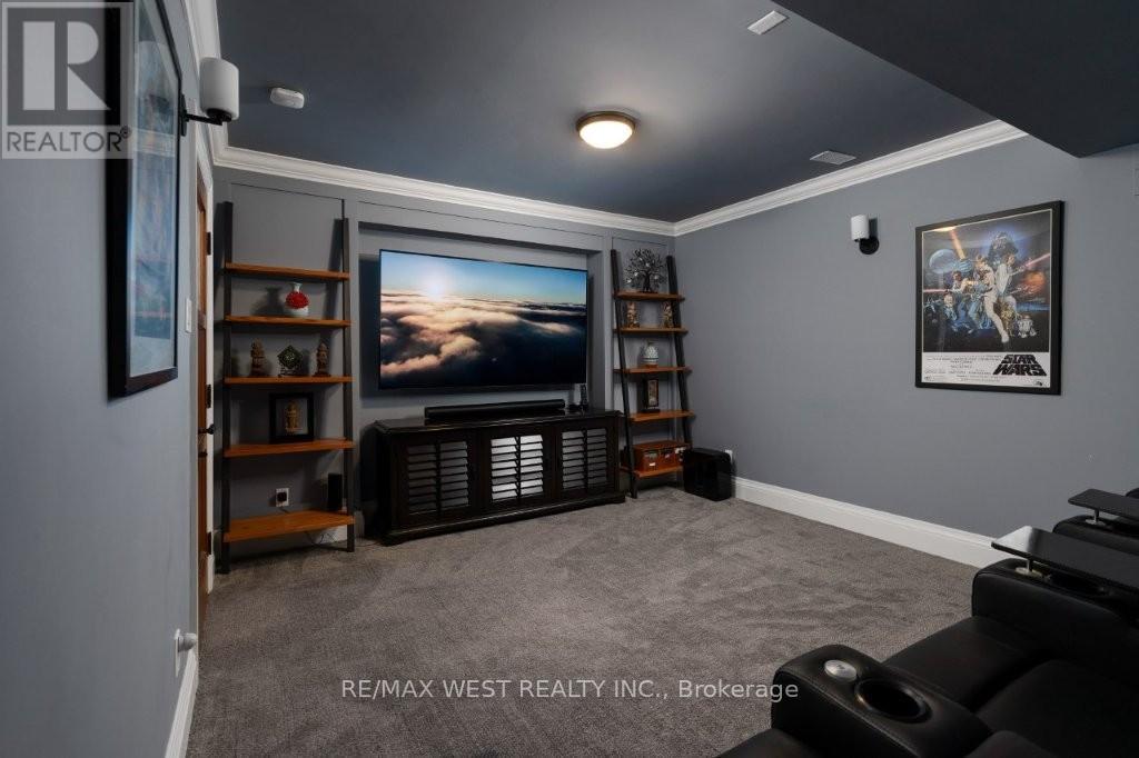 36 Sir Williams Lane, Toronto, Ontario  M9A 1V1 - Photo 35 - W12732292