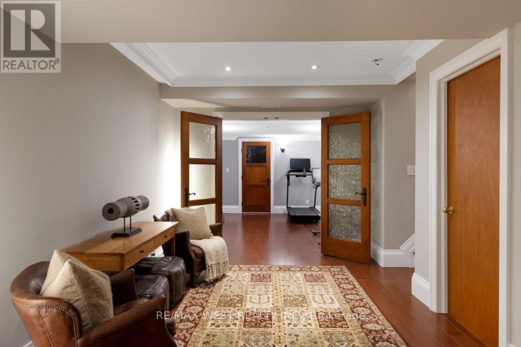 36 Sir Williams Lane, Toronto, Ontario  M9A 1V1 - Photo 36 - W12732292