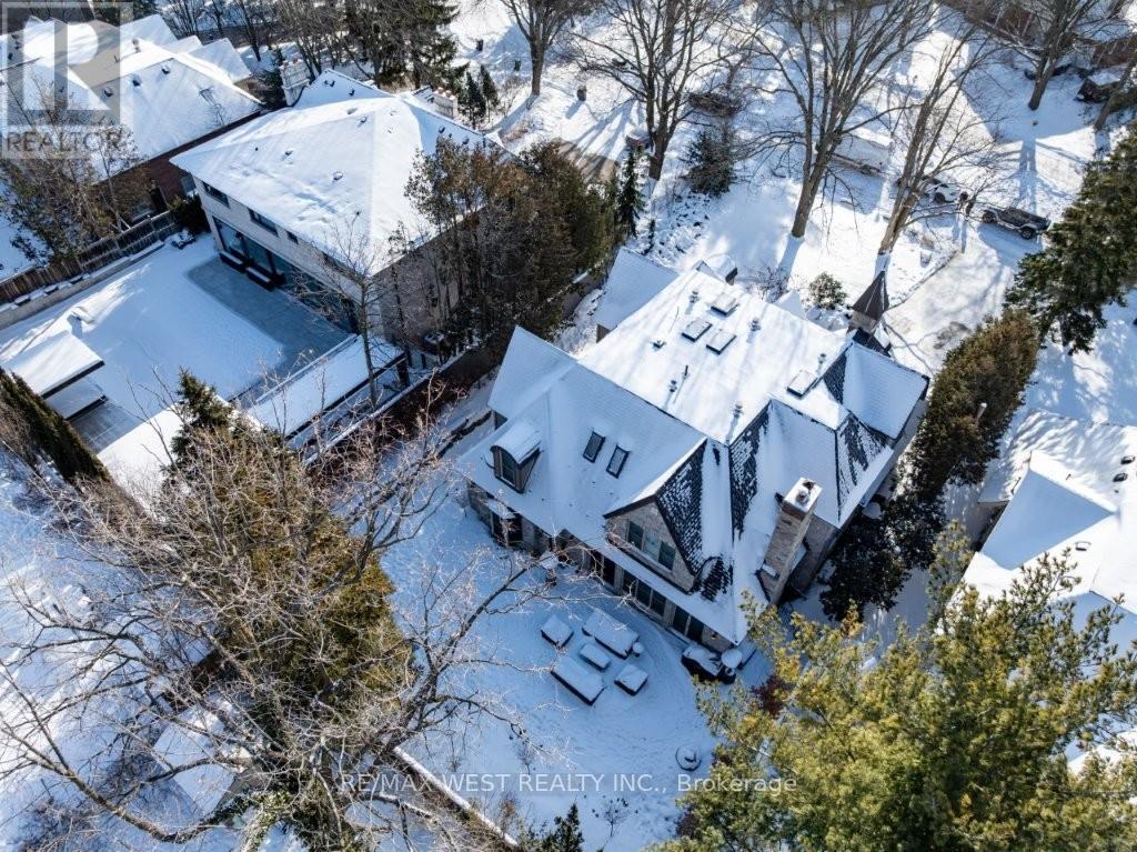 36 Sir Williams Lane, Toronto, Ontario  M9A 1V1 - Photo 41 - W12732292