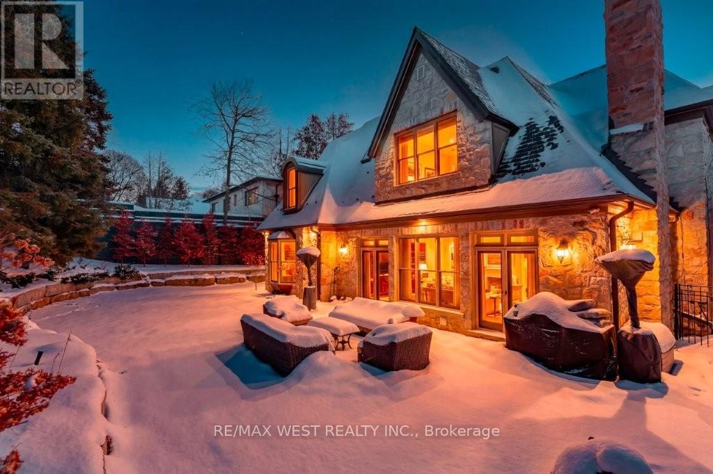 36 Sir Williams Lane, Toronto, Ontario  M9A 1V1 - Photo 43 - W12732292