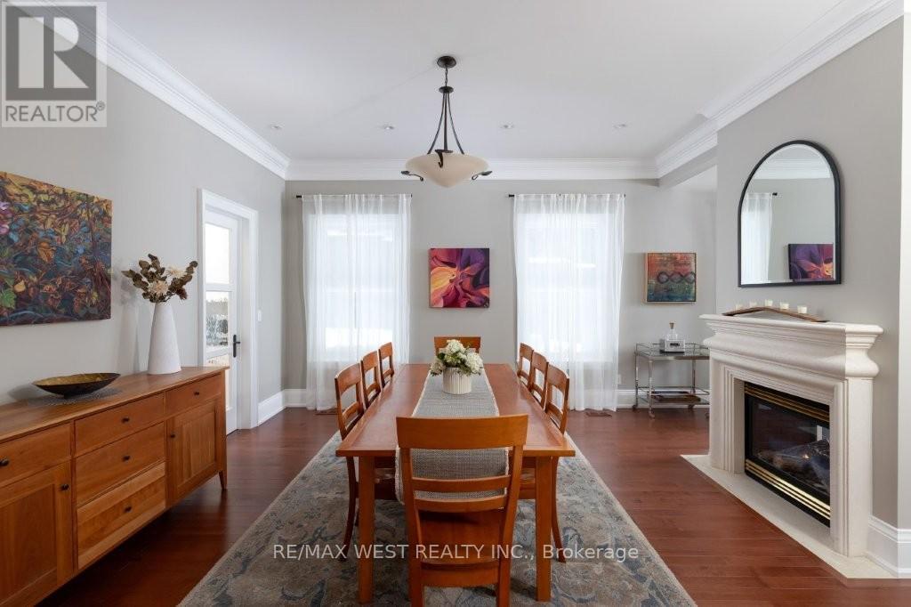 36 Sir Williams Lane, Toronto, Ontario  M9A 1V1 - Photo 9 - W12732292