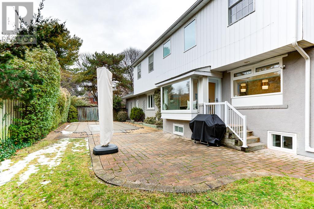 8 Birchcroft Road, Toronto, Ontario  M9A 2L2 - Photo 39 - W12732306