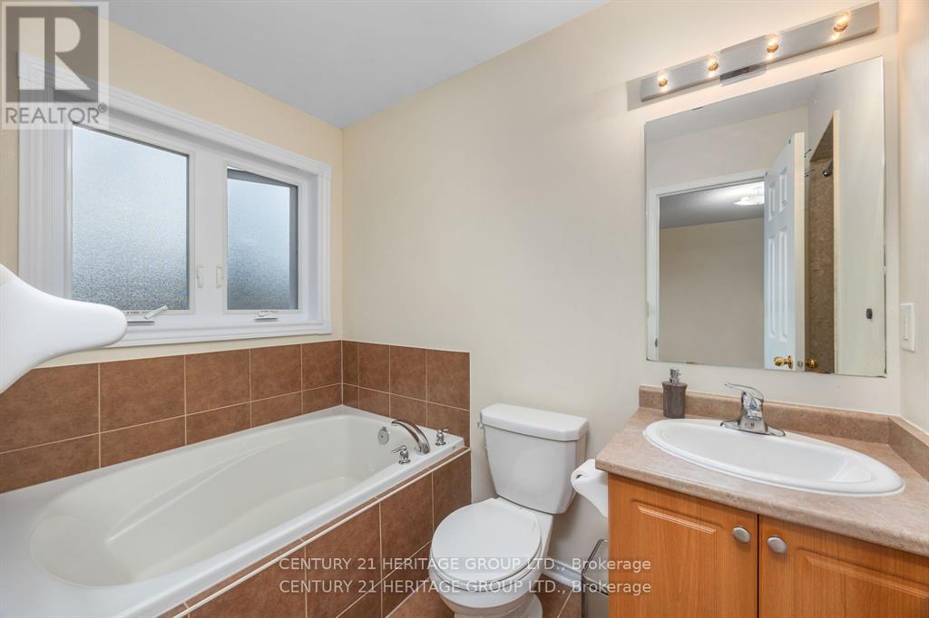 5182 Angel Stone Drive, Mississauga, Ontario  L5M 0L4 - Photo 15 - W12732316