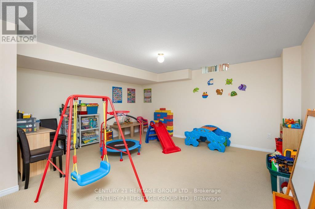 5182 Angel Stone Drive, Mississauga, Ontario  L5M 0L4 - Photo 21 - W12732316