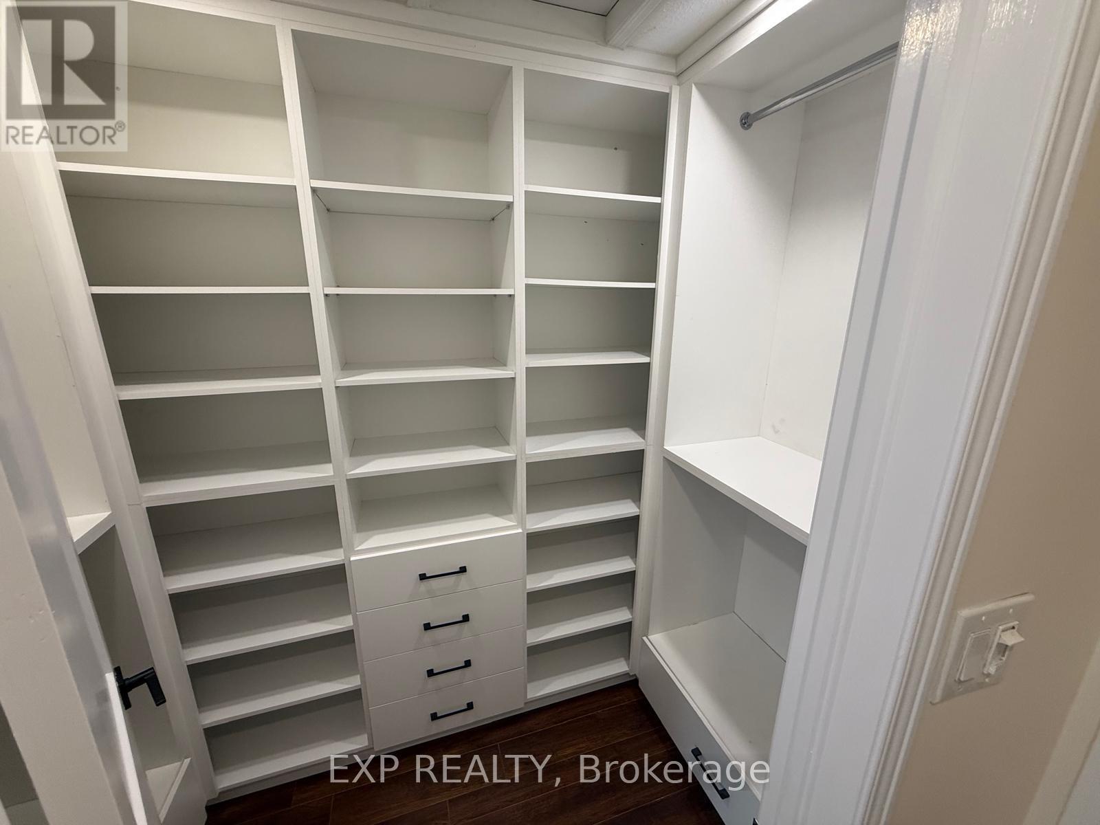 14 Portrush Trail, Brampton, Ontario  L6X 0R3 - Photo 7 - W12732342