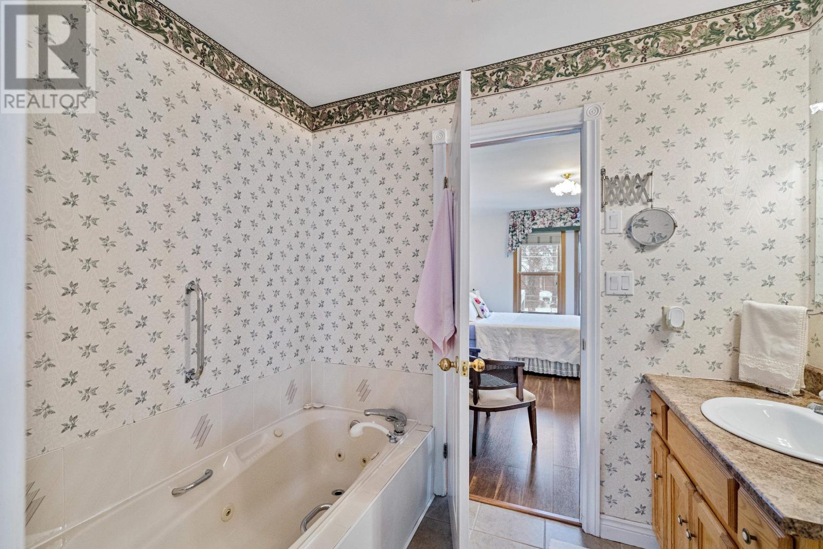 604 188 Prince Street, Charlottetown, Prince Edward Island  C1A 4R9 - Photo 24 - 202601549