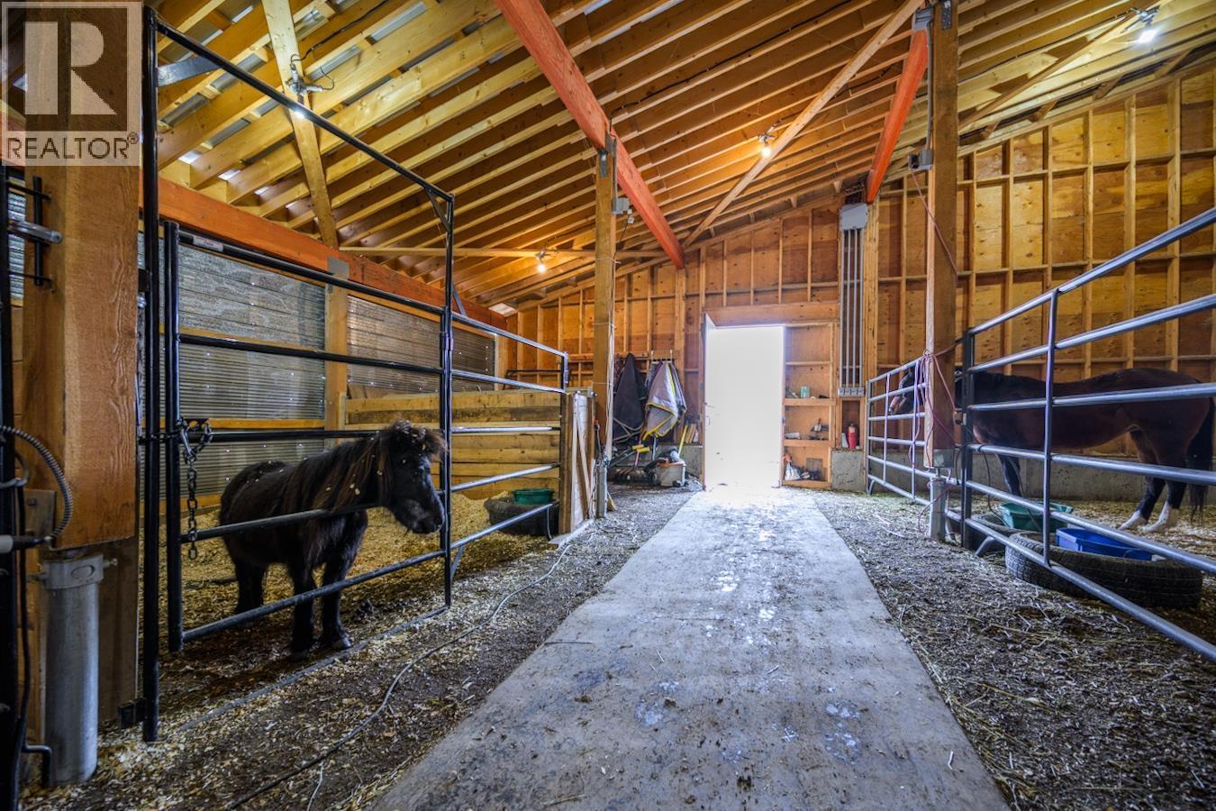 5503 Cranbrook Hill Road, Prince George, British Columbia  V2M 7C8 - Photo 12 - R3083449