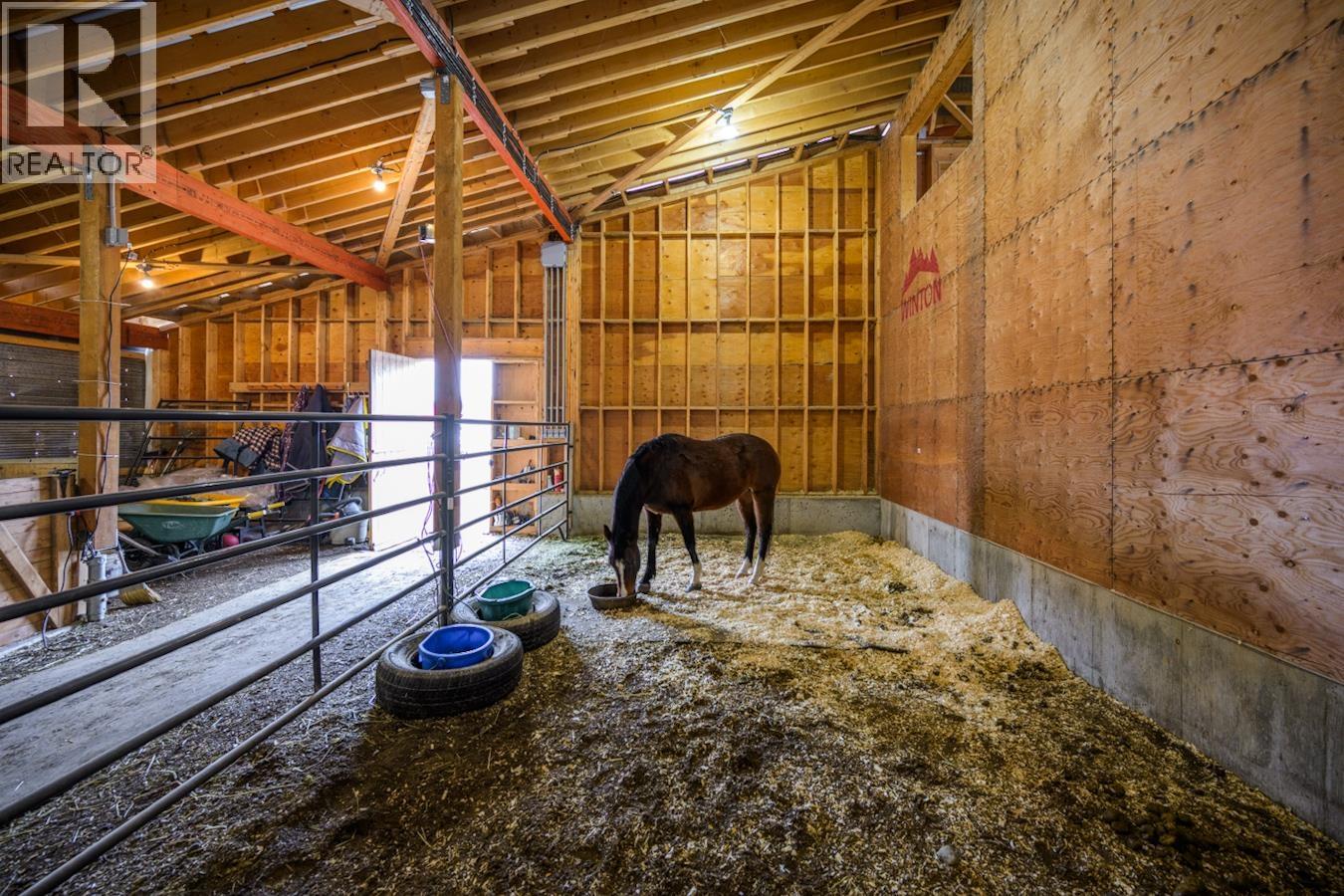 5503 Cranbrook Hill Road, Prince George, British Columbia  V2M 7C8 - Photo 9 - R3083449