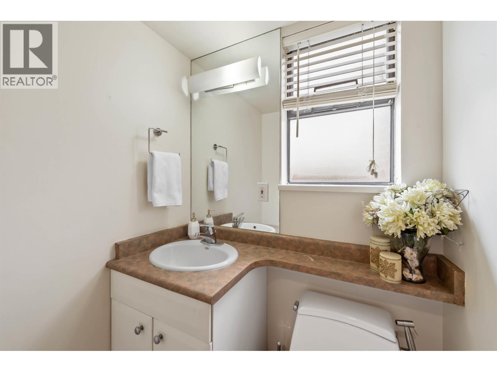 1319 Nestor Street, Coquitlam, British Columbia  V3E 1V5 - Photo 16 - R3083567