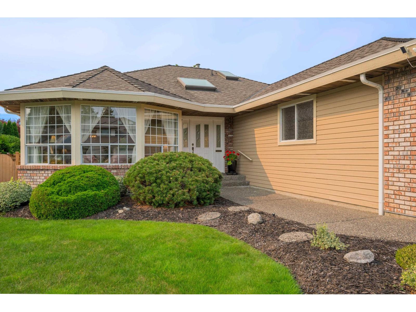 14932 21b Avenue, Surrey, British Columbia  V4A 8Z7 - Photo 4 - R3082945